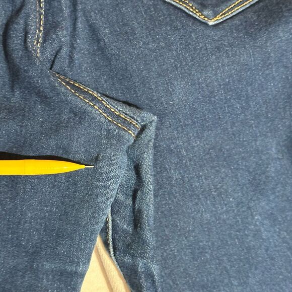 I.N.C. INTERNATIONAL CONCEPTS
Women's Pull-On Flare-Leg Jeans, cut-offs - Picture 5 of 7